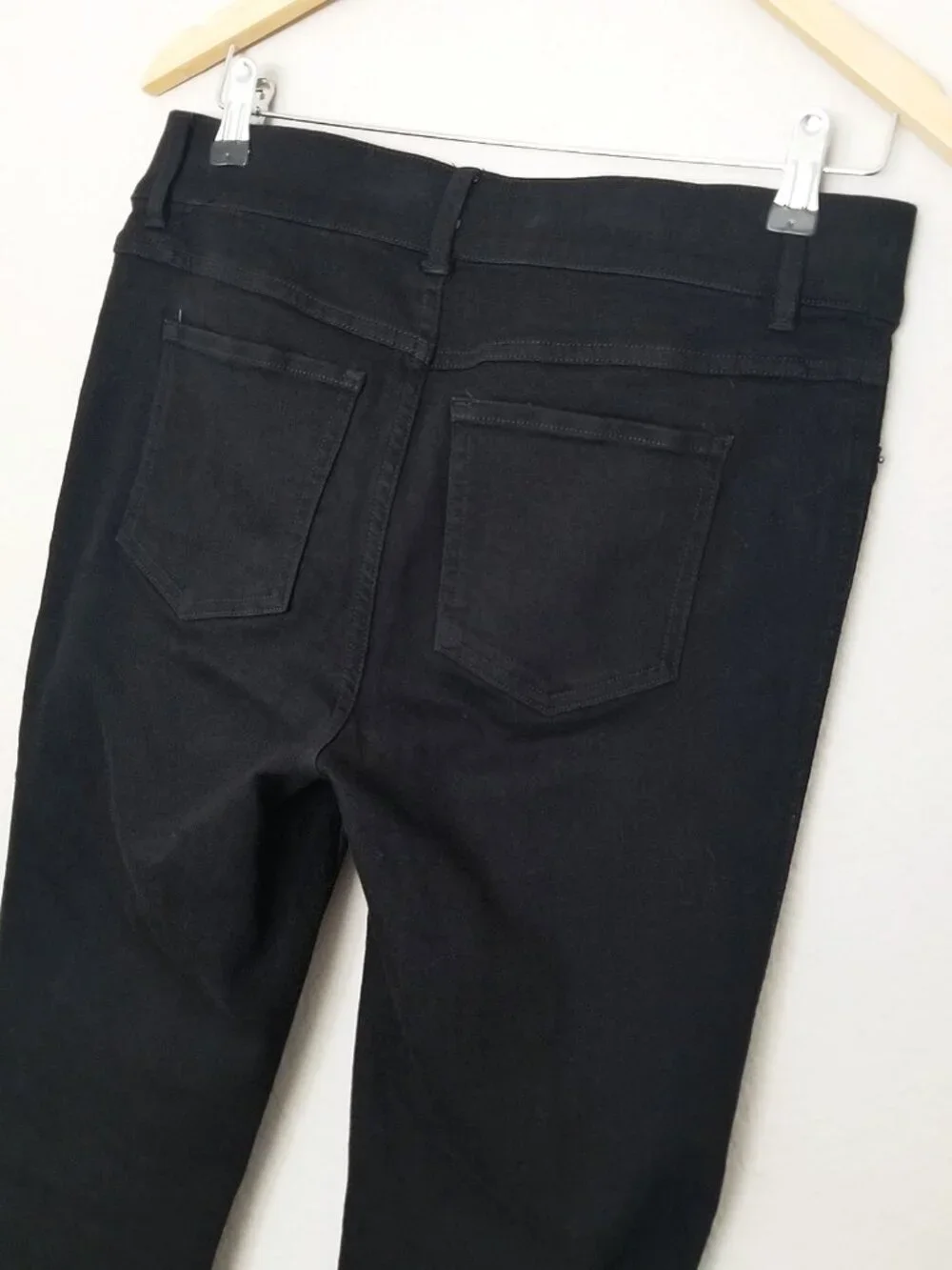 SPANXshape EveryWear Flared Pull On Jeans Black Size M Slimming Denim $138 20326
